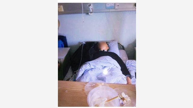 입원한 불교 신자 부상자 두 명