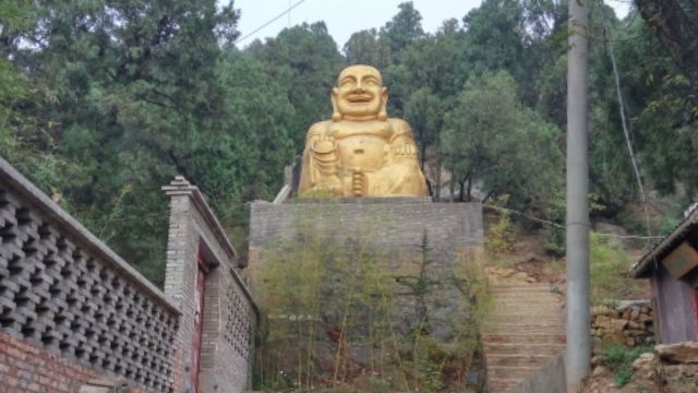 미륵보살상