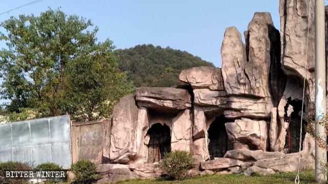 불상이 사라진 빈 동굴