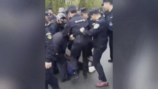 경찰 폭력