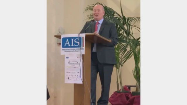 마시모 인트로빈(Massimo Introvigne)