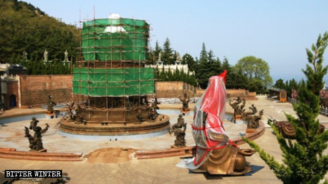 4월 말에 낙수 관음보살상이 철거되었다