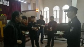 中 당국, 신앙인 탄압 위해 지역 정부 압박
