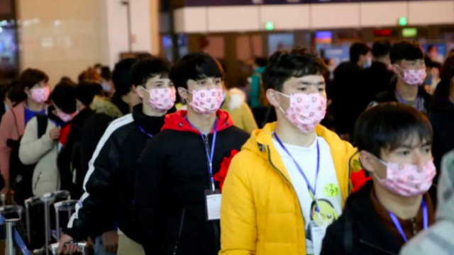 2월, 174명의 신장 허톈 지역 농부들이 중부 후난(湖南)성 창사(長沙)시로 이주하여 그곳에서 일하게 되었다